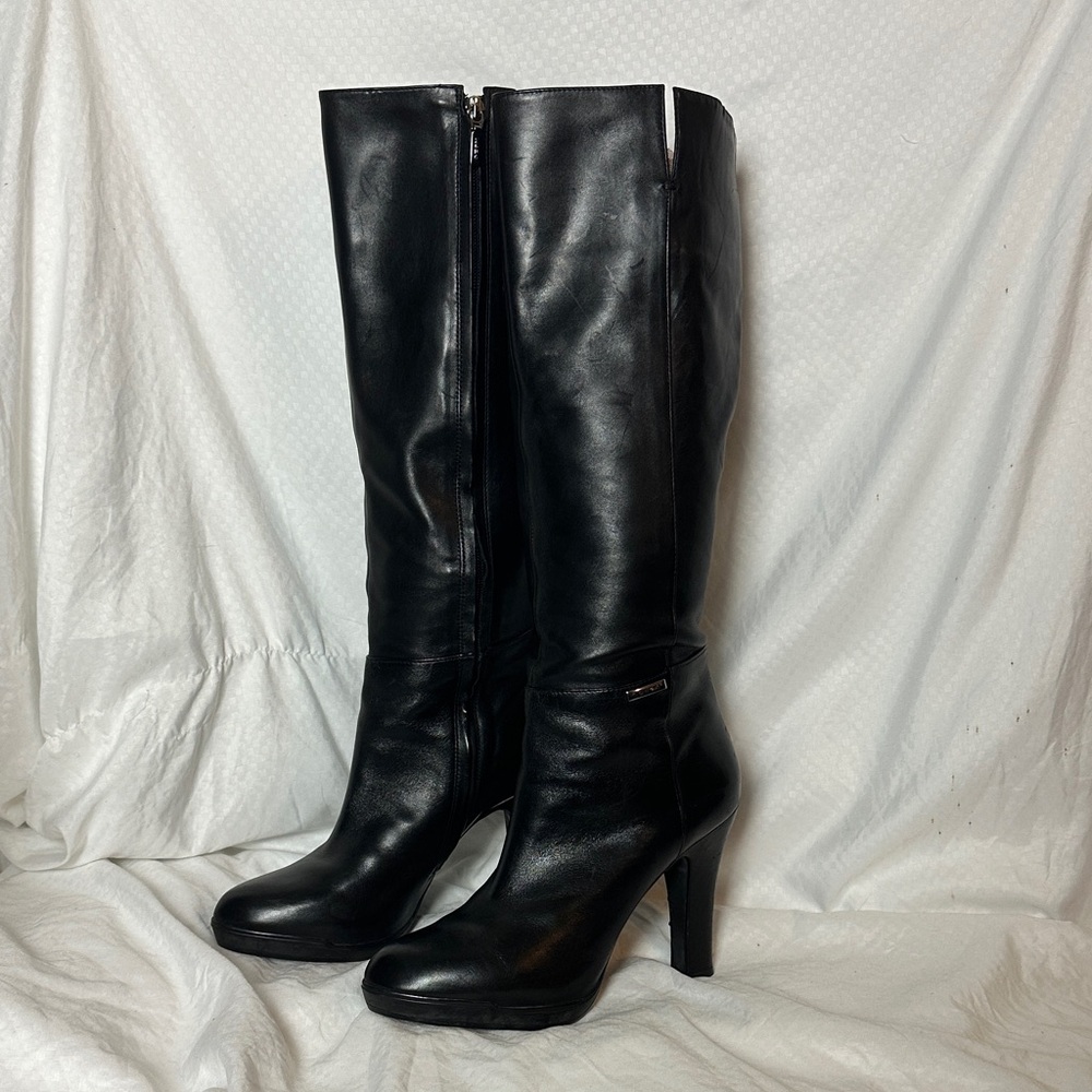 Geox Black Leather Heeled Boots size 40. US 9.5